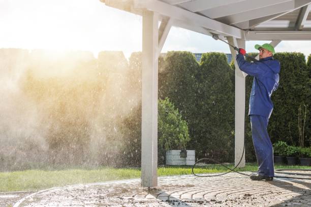 Professional Pressure Washing Services in White City, FL